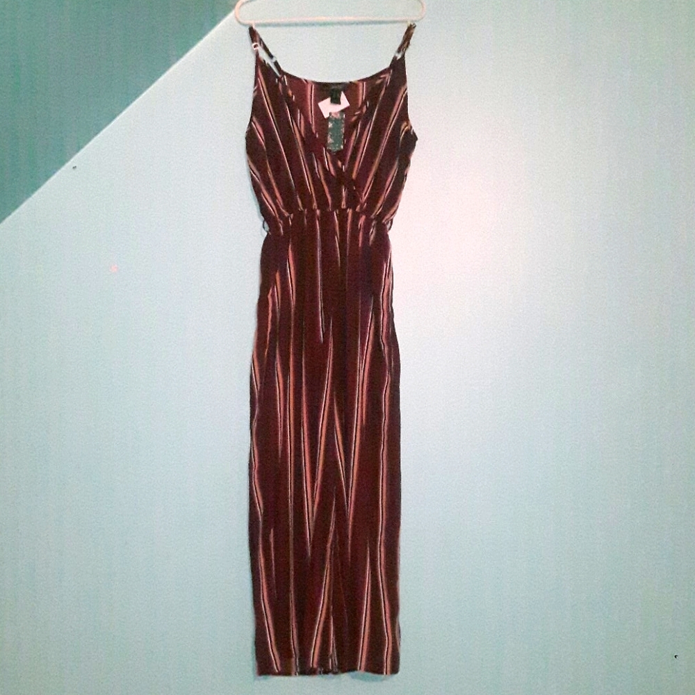 Jumper/Romper brand new size Small